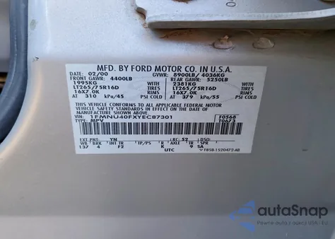 2000 Ford Excursion Xlt z USA, uszkodzony, nr VIN 1FMNU40FXYEC87301